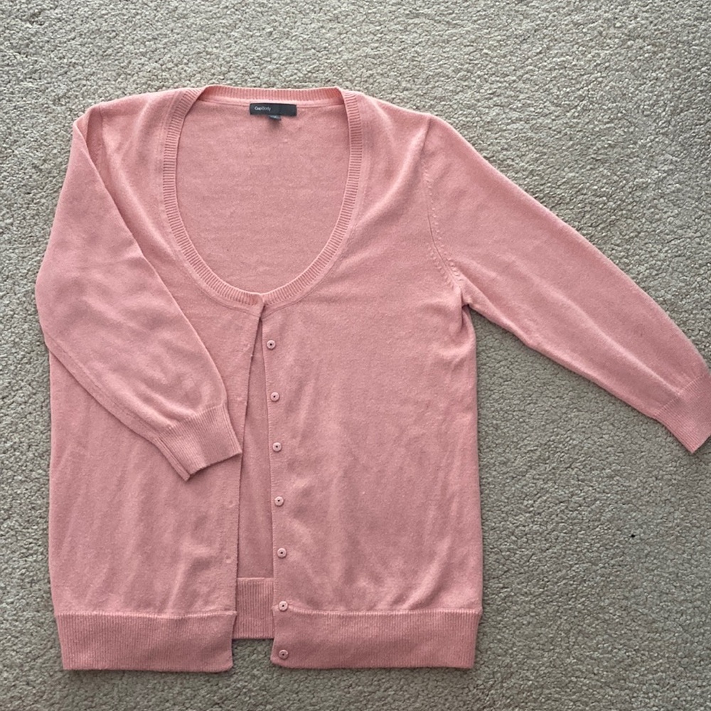 GapBody Light pink size small 3/4 sleeve cardigan!
